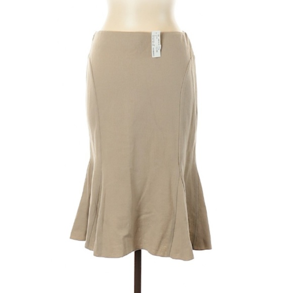 CLEARANCE Club Monaco Azalea Skirt - Picture 2 of 3